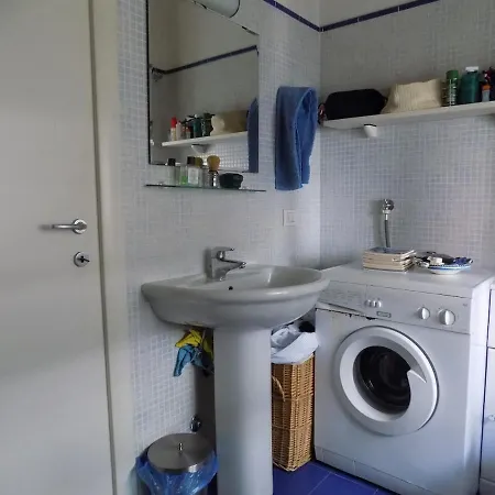 Apartman Cozy, Quiet Close To Isola Milánó